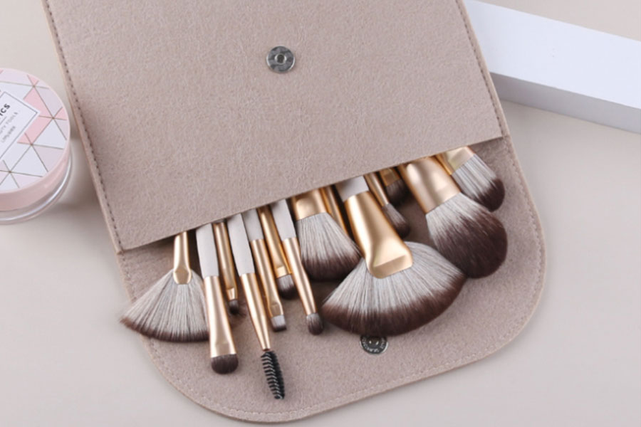 Eco-friendly Makeup Brushes