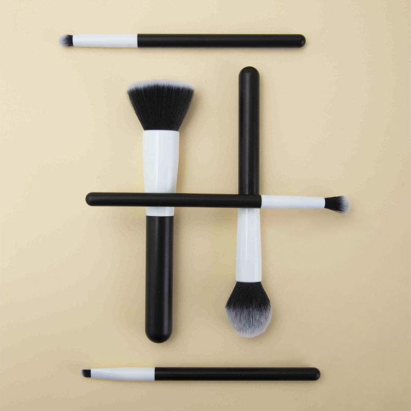 Deciphering the Distinctions of Soft Dense Bristles Makeup Brush from Standard Brushes